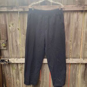 Basic Editions stretch waist pants sz. L